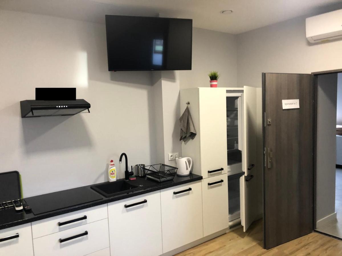 Klimatyzowane Apartamenty I Pokoje Przy Targach Кельце Екстер'єр фото