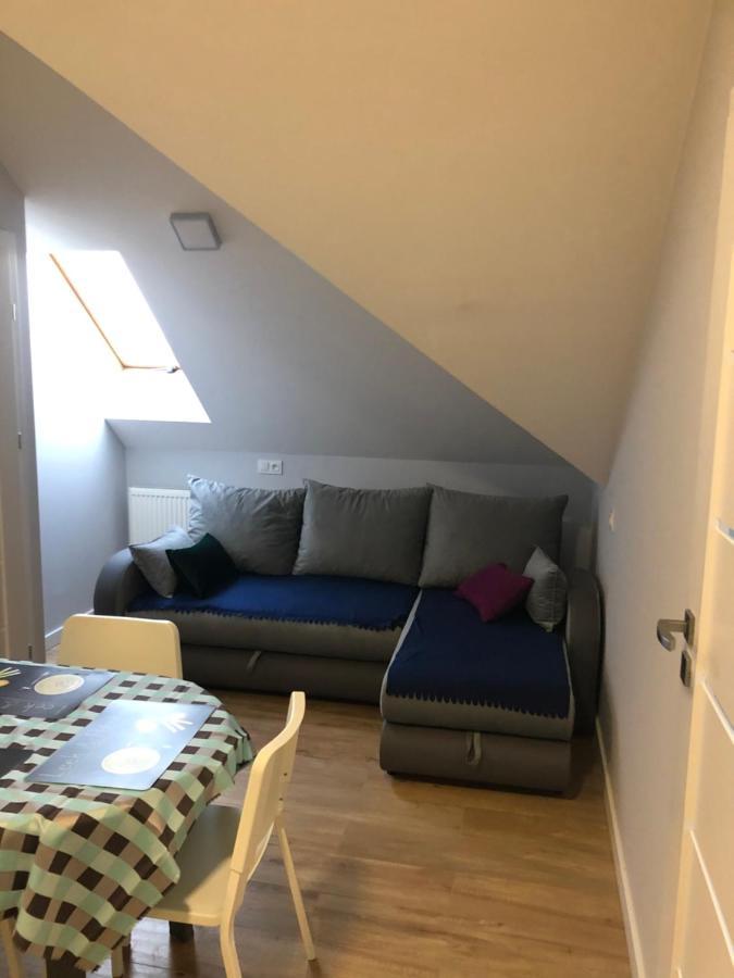 Klimatyzowane Apartamenty I Pokoje Przy Targach Кельце Екстер'єр фото